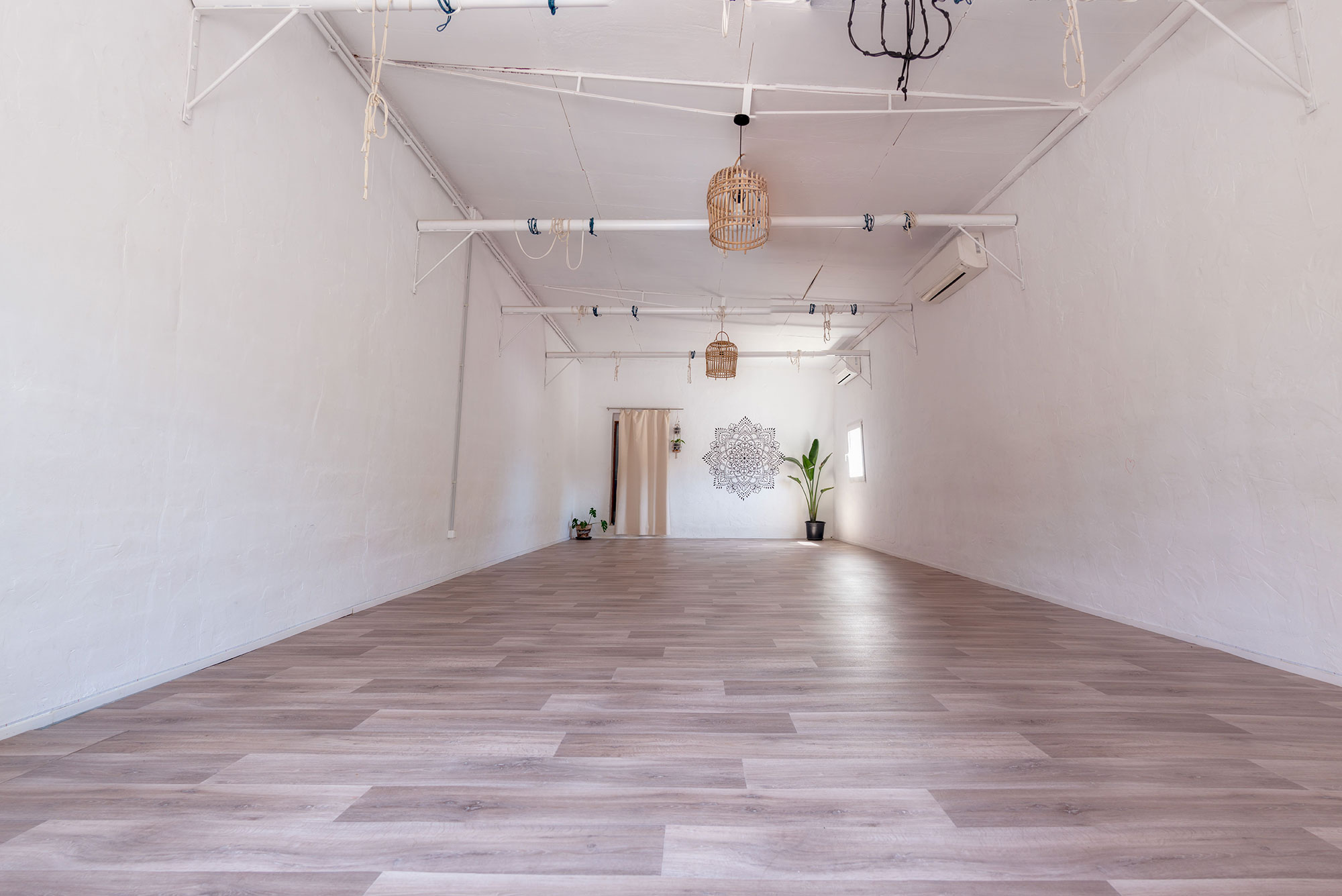 Space for rent for alternative therapies in Ibiza